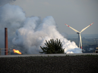 Blick hinunter vom Tetraeder Blick hinunter vom Tetraeder