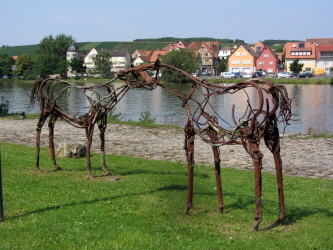 tolle Skulpturen begegnen da einem
